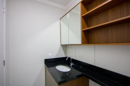 Apartamento para alugar com 37m², 2 quartos e sem vaga Apartamento para alugar com 37m², 2 quartos e sem vagaBanheiro