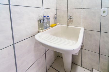 Casa à venda com 119m², 2 quartos e 2 vagas Casa à venda com 119m², 2 quartos e 2 vagasÁrea de Serviço