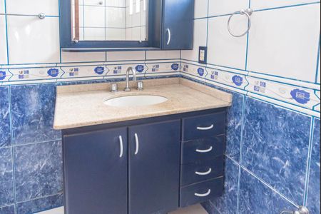 Casa à venda com 119m², 2 quartos e 2 vagas Casa à venda com 119m², 2 quartos e 2 vagasBanheiro 2