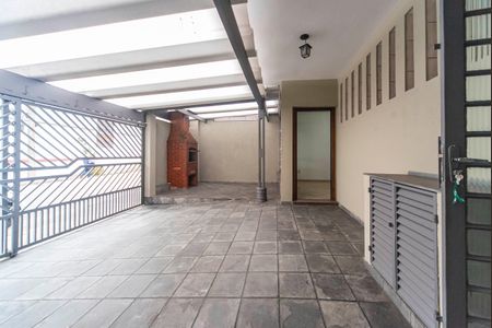 Casa à venda com 119m², 2 quartos e 2 vagas Casa à venda com 119m², 2 quartos e 2 vagasGaragem
