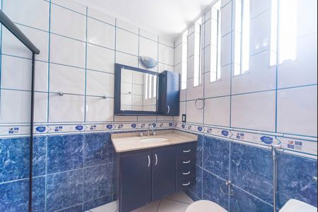 Casa à venda com 119m², 2 quartos e 2 vagas Casa à venda com 119m², 2 quartos e 2 vagasBanheiro 2