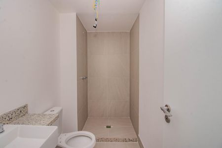 Apartamento à venda com 93m², 3 quartos e 2 vagas Apartamento à venda com 93m², 3 quartos e 2 vagasBanheiro Social
