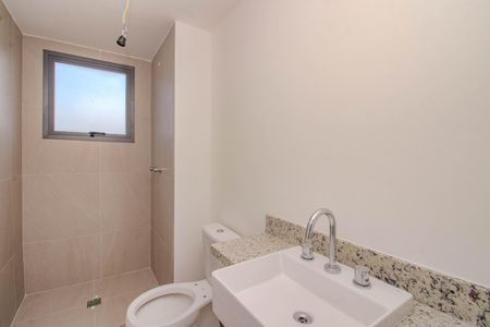 Apartamento à venda com 93m², 3 quartos e 2 vagas Apartamento à venda com 93m², 3 quartos e 2 vagasBanheiro da Suíte