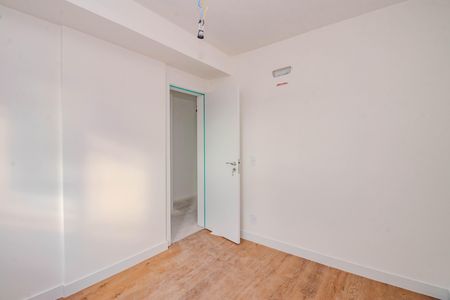 Apartamento à venda com 93m², 3 quartos e 2 vagas Apartamento à venda com 93m², 3 quartos e 2 vagasQuarto 2