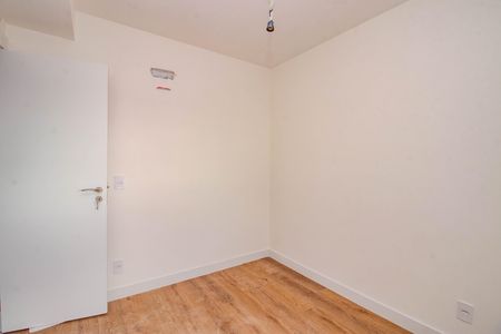 Apartamento à venda com 93m², 3 quartos e 2 vagas Apartamento à venda com 93m², 3 quartos e 2 vagasQuarto 2