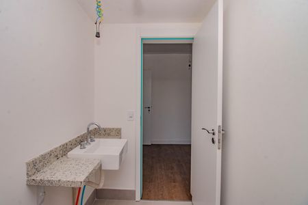 Apartamento à venda com 93m², 3 quartos e 2 vagas Apartamento à venda com 93m², 3 quartos e 2 vagasBanheiro da Suíte