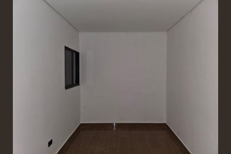 Quarto 01 de kitnet/studio para alugar com 2 quartos, 36m² em Jardim Presidente Dutra, Guarulhos