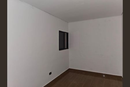 Quarto 01 de kitnet/studio para alugar com 2 quartos, 36m² em Jardim Presidente Dutra, Guarulhos