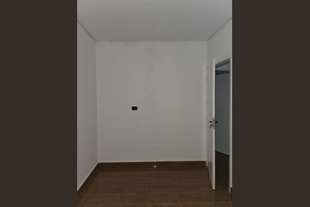 Quarto 02 de kitnet/studio para alugar com 2 quartos, 36m² em Jardim Presidente Dutra, Guarulhos