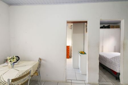 Casa à venda com 36m², 2 quartos e sem vaga Casa à venda com 36m², 2 quartos e sem vagaSala/Cozinha