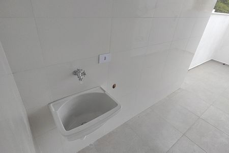 Casa para alugar com 100m², 2 quartos e 2 vagas Casa para alugar com 100m², 2 quartos e 2 vagasÁrea de Serviço