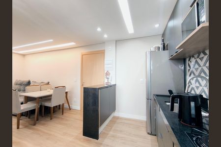 Apartamento à venda com 54m², 2 quartos e 1 vagaCozinha e Área de Serviço