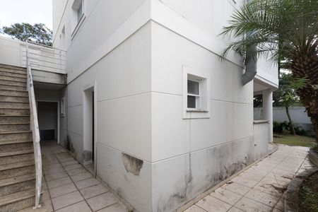 Casa à venda com 500m², 4 quartos e 6 vagas Casa à venda com 500m², 4 quartos e 6 vagasQuintal