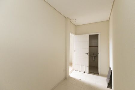 Casa à venda com 500m², 4 quartos e 6 vagas Casa à venda com 500m², 4 quartos e 6 vagasQuarto Área de Serviço