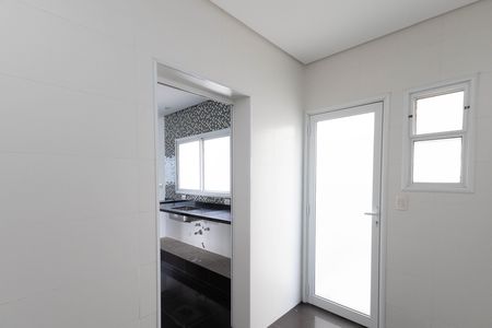 Casa à venda com 500m², 4 quartos e 6 vagas Casa à venda com 500m², 4 quartos e 6 vagasÁrea de Serviço