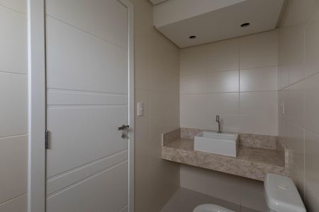 Casa à venda com 500m², 4 quartos e 6 vagas Casa à venda com 500m², 4 quartos e 6 vagasLavabo 2