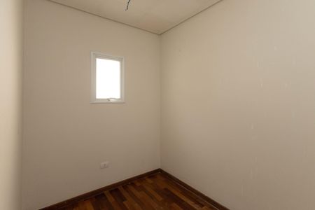 Casa à venda com 500m², 4 quartos e 6 vagas Casa à venda com 500m², 4 quartos e 6 vagasClosert
