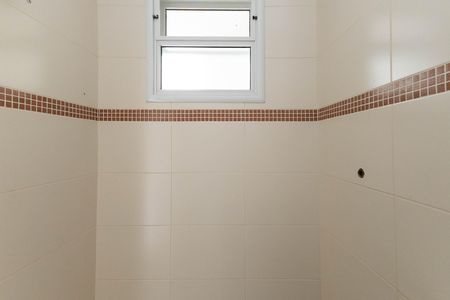 Casa à venda com 500m², 4 quartos e 6 vagas Casa à venda com 500m², 4 quartos e 6 vagasBanheiro Área de serviço