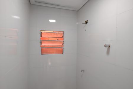 Casa para alugar com 100m², 2 quartos e 1 vaga Casa para alugar com 100m², 2 quartos e 1 vagaBanheiro 2