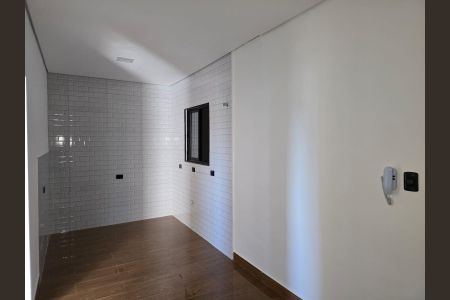 Sala / Cozinha de kitnet/studio para alugar com 2 quartos, 34m² em Jardim Presidente Dutra, Guarulhos