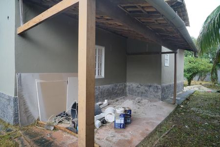 Garagem de casa para alugar com 2 quartos, 82m² em São José de Imbassai, Maricá