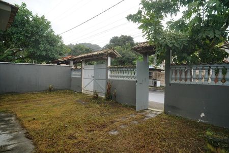 Quintal de casa para alugar com 2 quartos, 82m² em São José de Imbassai, Maricá
