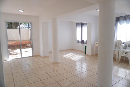 Apartamento à venda com 52m², 2 quartos e sem vagaÁrea comum