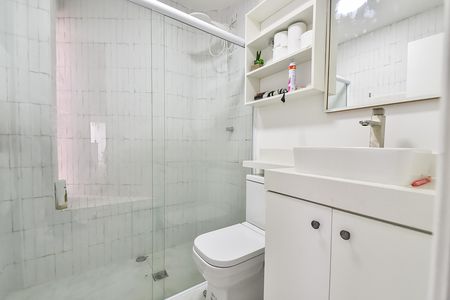 Apartamento à venda com 100m², 3 quartos e 1 vaga Apartamento à venda com 100m², 3 quartos e 1 vagaBanheiro social 1
