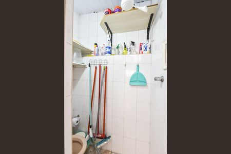 Casa à venda com 117m², 3 quartos e sem vaga Casa à venda com 117m², 3 quartos e sem vagaBanheiro de serviço
