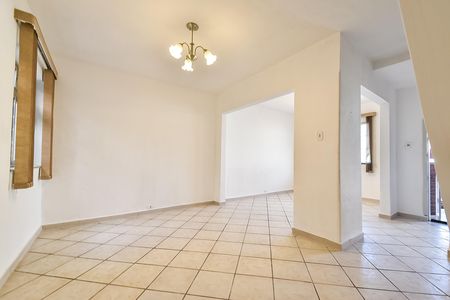 Sala de jantar de casa à venda com 3 quartos, 117m² em Vila Monumento, São Paulo
