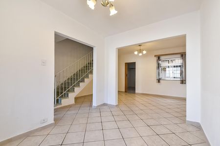 Sala de casa à venda com 3 quartos, 117m² em Vila Monumento, São Paulo