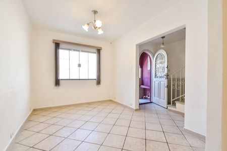 Casa à venda com 117m², 3 quartos e sem vaga Casa à venda com 117m², 3 quartos e sem vagaSala