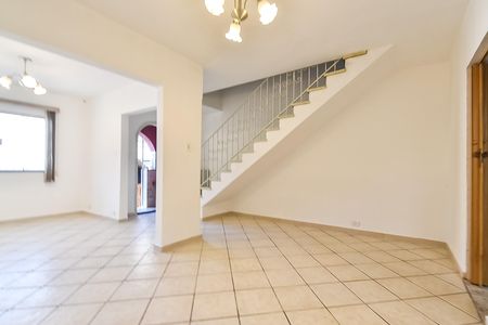 Casa à venda com 117m², 3 quartos e sem vaga Casa à venda com 117m², 3 quartos e sem vagaSala de jantar