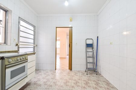 Casa à venda com 117m², 3 quartos e sem vaga Casa à venda com 117m², 3 quartos e sem vagaCozinha