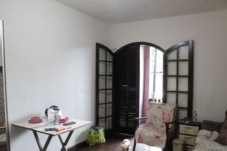 Sala de casa de condomínio para alugar com 2 quartos, 90m² em Pechincha, Rio de Janeiro