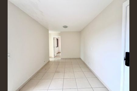 Apartamento para alugar com 60m², 2 quartos e 1 vaga Apartamento para alugar com 60m², 2 quartos e 1 vagaSala