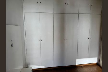 Apartamento à venda com 240m², 3 quartos e 4 vagas Apartamento à venda com 240m², 3 quartos e 4 vagasFoto 18
