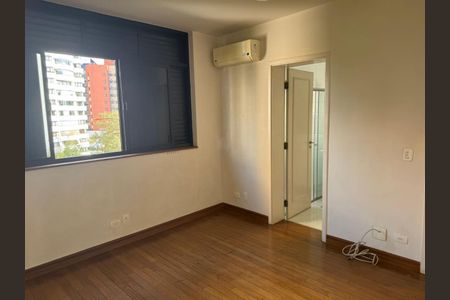 Foto 26 de apartamento à venda com 3 quartos, 240m² em Real Parque, São Paulo