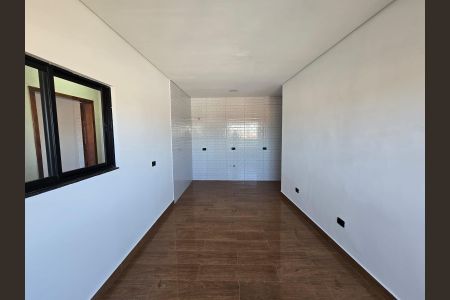 Sala / Cozinha de kitnet/studio para alugar com 1 quarto, 40m² em Jardim Presidente Dutra, Guarulhos