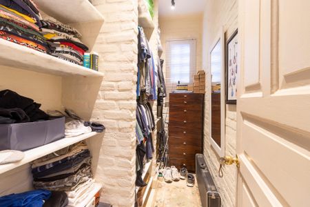 Closet de casa de condomínio à venda com 4 quartos, 290m² em Colinas do Ermitage (Sousas), Campinas
