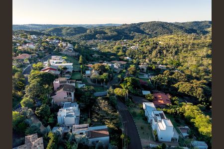 Vista de casa de condomínio à venda com 4 quartos, 290m² em Colinas do Ermitage (Sousas), Campinas