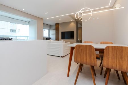 Apartamento para alugar com 61m², 1 quarto e 1 vagaSala