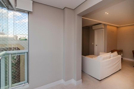 Apartamento para alugar com 61m², 1 quarto e 1 vagaVaranda
