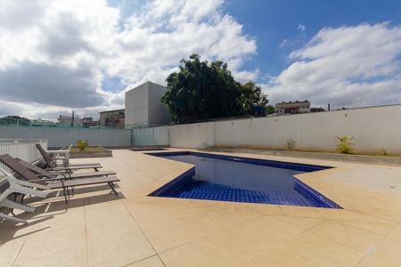 Apartamento para alugar com 52m², 2 quartos e 2 vagas Apartamento para alugar com 52m², 2 quartos e 2 vagasÁrea comum - Piscina