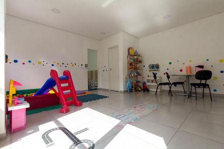 Apartamento para alugar com 52m², 2 quartos e 2 vagas Apartamento para alugar com 52m², 2 quartos e 2 vagasÁrea comum - Brinquedoteca
