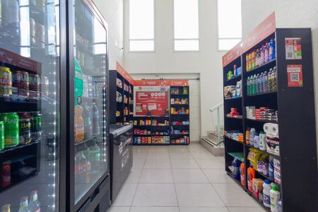 Apartamento para alugar com 52m², 2 quartos e 2 vagas Apartamento para alugar com 52m², 2 quartos e 2 vagasÁrea comum - Mercadinho