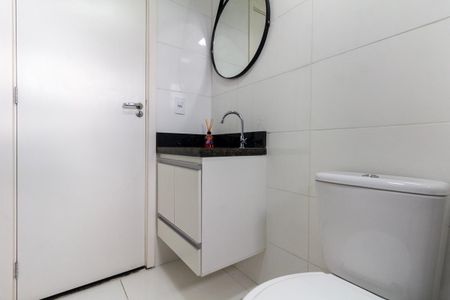 Apartamento para alugar com 52m², 2 quartos e 2 vagas Apartamento para alugar com 52m², 2 quartos e 2 vagasBanheiro