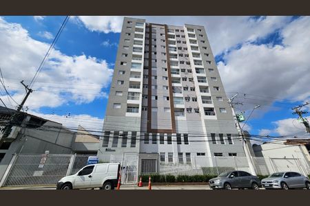 Apartamento para alugar com 52m², 2 quartos e 2 vagas Apartamento para alugar com 52m², 2 quartos e 2 vagasFachada