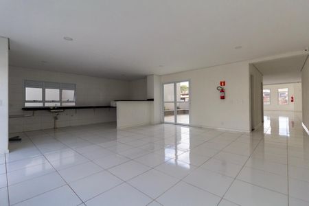 Apartamento para alugar com 52m², 2 quartos e 2 vagas Apartamento para alugar com 52m², 2 quartos e 2 vagasÁrea comum - Salão de festas