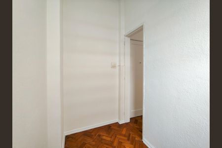 Apartamento à venda com 44m², 1 quarto e sem vaga Apartamento à venda com 44m², 1 quarto e sem vagaSaleta